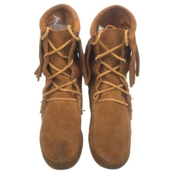 Minnetonka Brown Suede Fringe Lace Up Ankle Bootie Size 6 - Picture 3 of 9